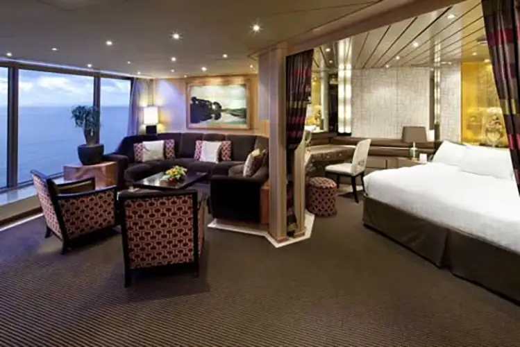 PS Penthouse Suite