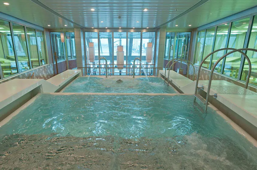 Photo 3 of Costa neoRomantica