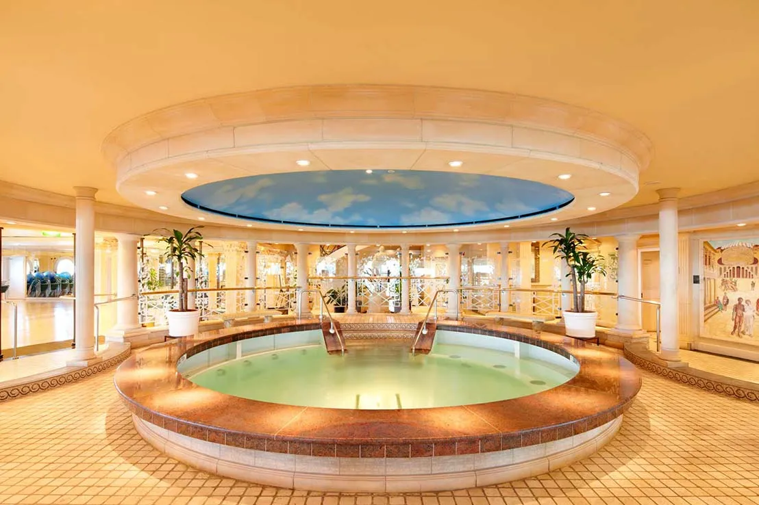 Photo 4 of Empress of the Seas