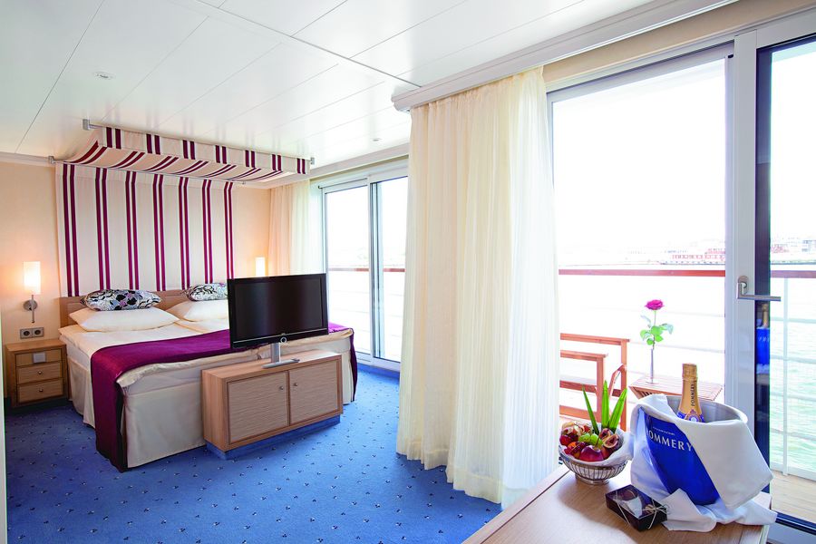 arosa-a-rosa-flora-cabina-e-f