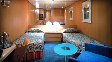 Inside celebrity-cruises-celebrity-infinity-9-10-11-12-foto-01