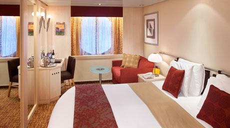 Outside celebrity-cruises-celebrity-silhouette-7-8-foto-01