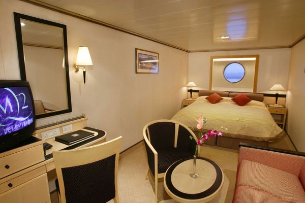 Balcony (obstructed view) cunard-queen-mary-2-da-dc-ed-foto-01