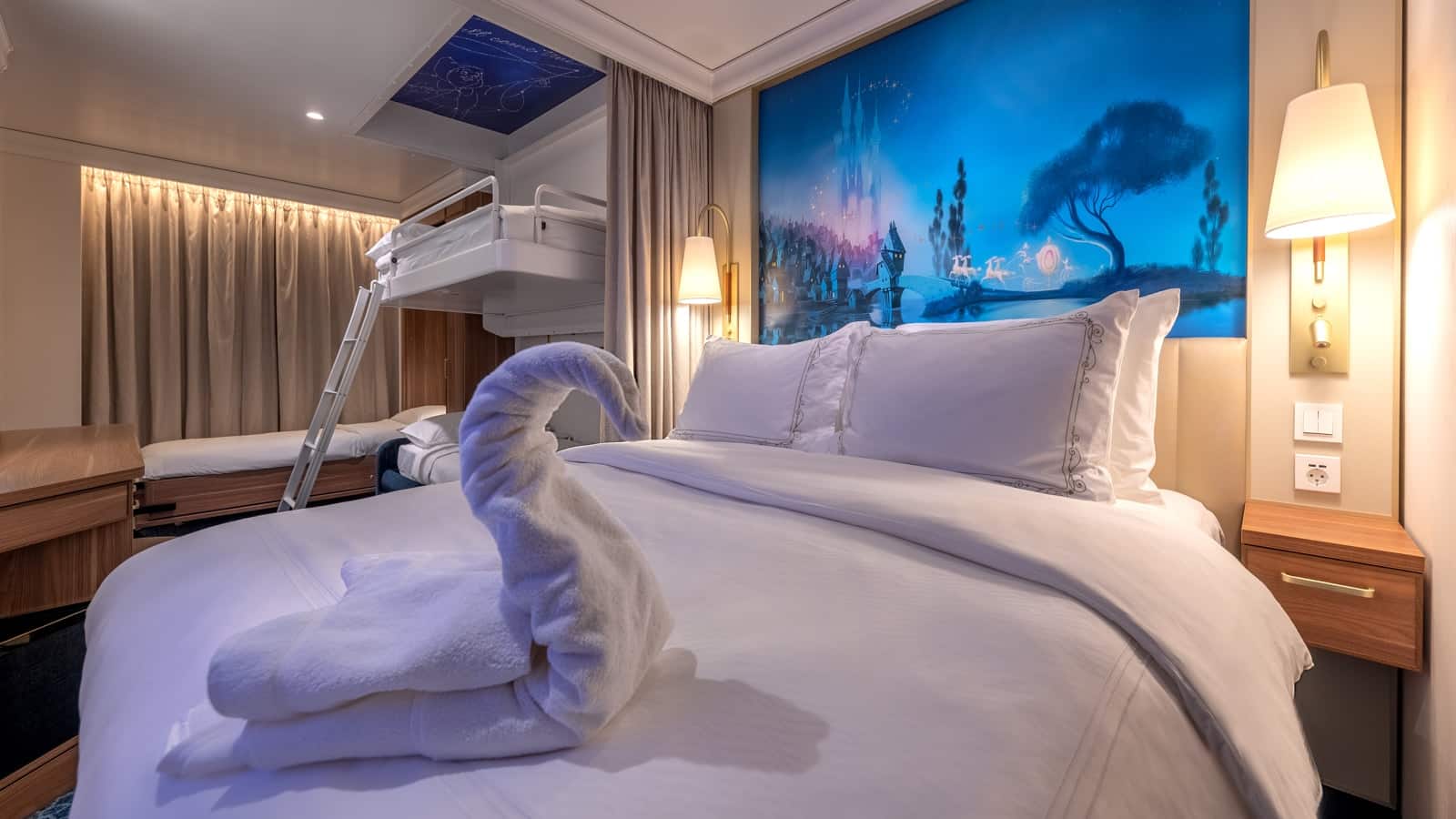 disney-cruise-line-disney-wish-balcone-family