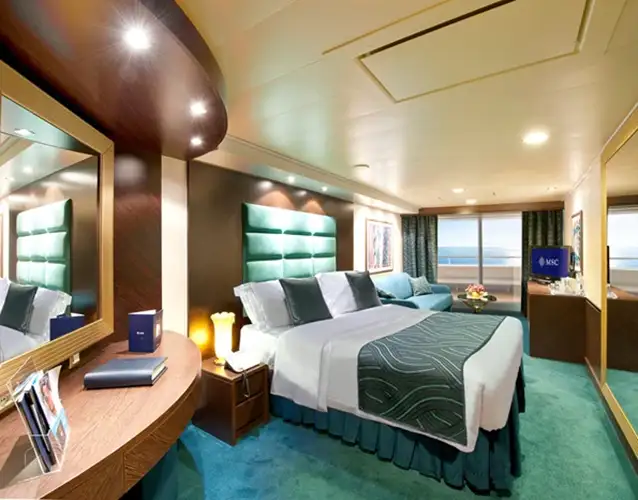 Suite Premium Sealed Window msc-crociere-msc-divina-sls-srs.webp