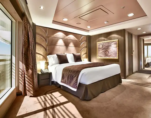 Executive & Family Suite MSC Yacht Club msc-crociere-msc-divina-yc-executive.webp