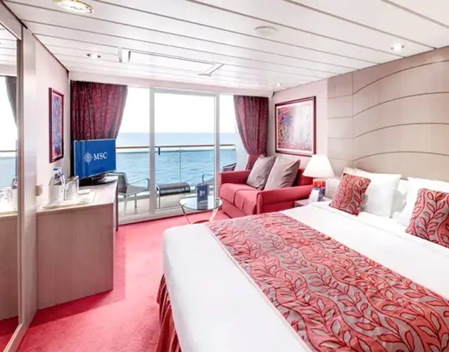 Suite Deluxe Aurea msc-crociere-msc-opera-suite-2021.webp