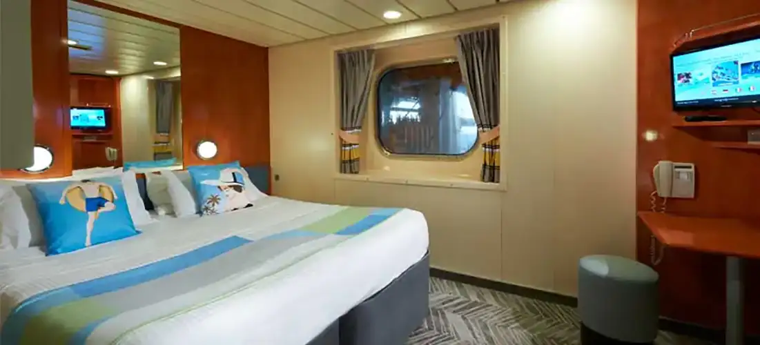 Outside (obstructed view) norwegian-cruise-line-norwegian-dawn-esterna-ok.webp