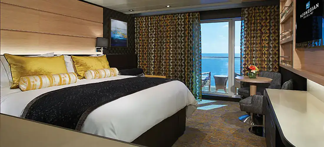 The haven courtyard penthouse with balcony norwegian-cruise-line-norwegian-escape-hf.webp