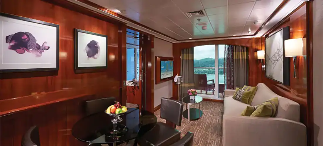 The haven 2-bedroom family villa with balcony norwegian-cruise-line-norwegian-pearl-h6.webp