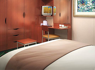 Interior Family cabin norwegian-cruise-line-norwegian-sun-i1-ia-ib-ic-id-ie-if-foto-01