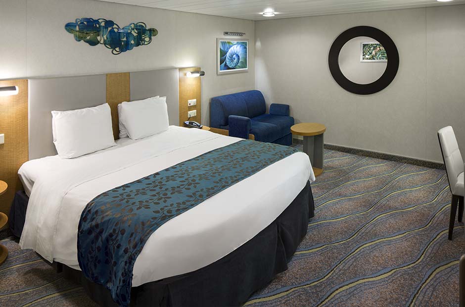 royal-caribbean-allure-of-the-seas-r1