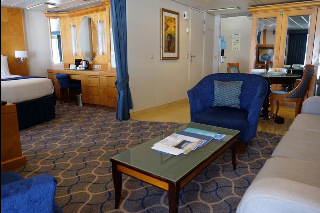 Owner's Suite royal-caribbean-explorer-of-the-seas-os
