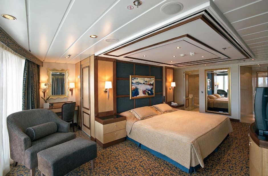 Royal Suite royal-caribbean-serenade-of-the-seas-rs-foto-01