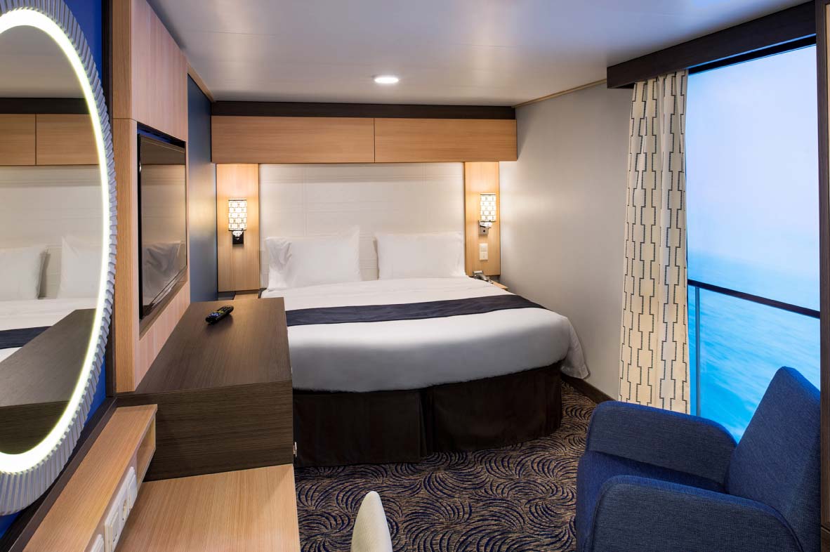 Studio Interior royal-caribbean-serenade-of-the-seas-si