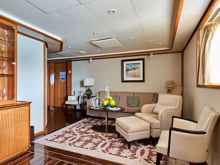 windstar-cruises-wind-surf-bs